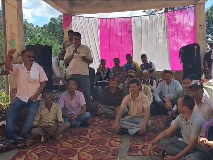 बागेश्वर के काफलीगैर में कॉलेज की मांग को लेकर फूटा गुस्सा, जनता ने निकाली रैली