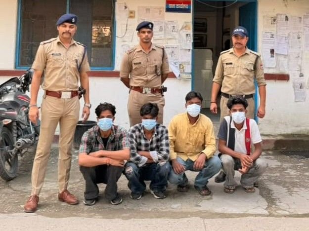 रुद्रपुर के गांधी कॉलोनी में नाबालिग से मारपीट: पुलिस ने चार आरोपियों को दबोचा