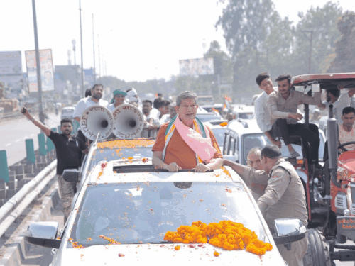 उत्तराखंड कांग्रेस में हरीश रावत की सक्रिय वापसी से बढ़ी सियासी हलचल, जानिए अंदरूनी समीकरण