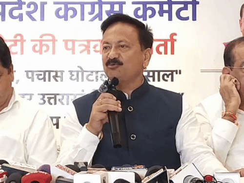 उत्तराखंड में कांग्रेस ने जारी की चार्जशीट, जमीन आवंटन के मामलों में सरकार पर लगाए गंभीर आरोप